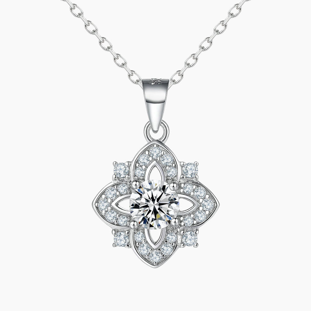 S925 Pure Silver Fashion Oval Egg-shaped Pendant Clavicle Necklace