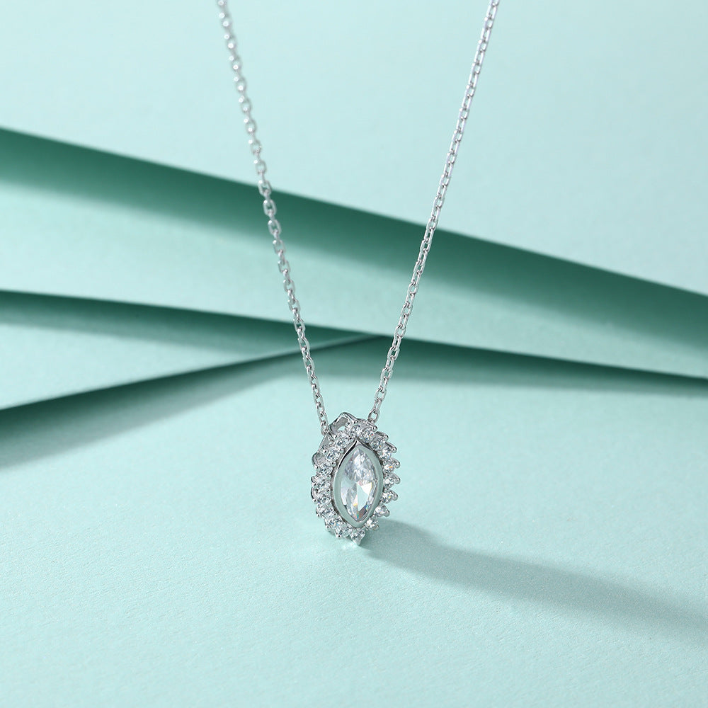 S925 Sterling Silver Full Diamond Fashion Sunflower Clavicle Chain Pendant Necklace